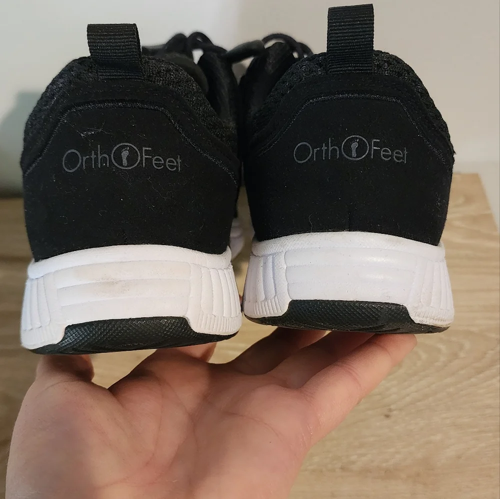 Orthofeet shoes - Picture 2 of 5